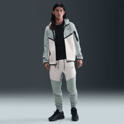 Spodnie męskie Nike Tech HV0959-020